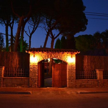 Villa Sitges El Ranch Amaizing Outdoor Areas Beaches At 5 Minutes Walk Sitges At 15 Min Drive Ac Pool Jacuzzi & Garden Xxl Calafell Kültér fotó