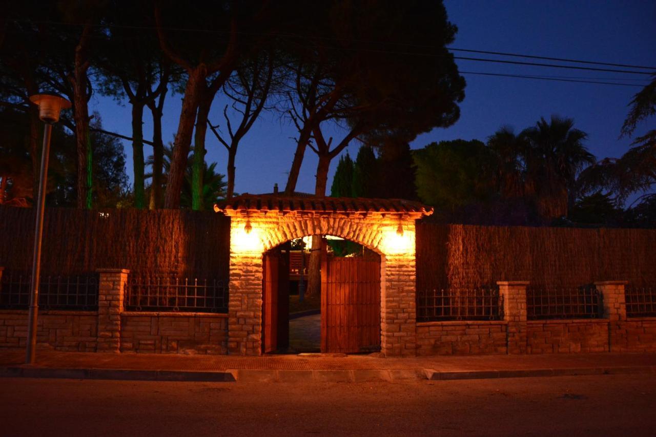 Villa Sitges El Ranch Amaizing Outdoor Areas Beaches At 5 Minutes Walk Sitges At 15 Min Drive Ac Pool Jacuzzi & Garden Xxl Calafell Kültér fotó