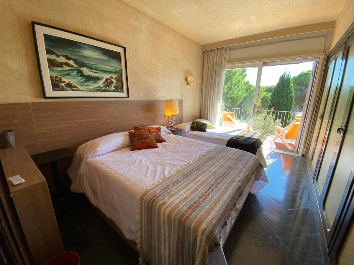 Villa Sitges El Ranch Amaizing Outdoor Areas Beaches At 5 Minutes Walk Sitges At 15 Min Drive Ac Pool Jacuzzi & Garden Xxl Calafell Kültér fotó